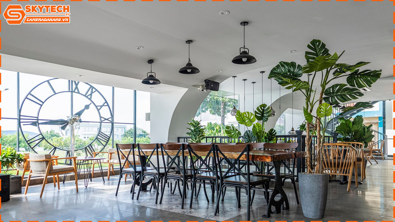 camera-ip-hikvision-ngoai-troi-co-dinh-ds-2cd2t23g2-4i-2