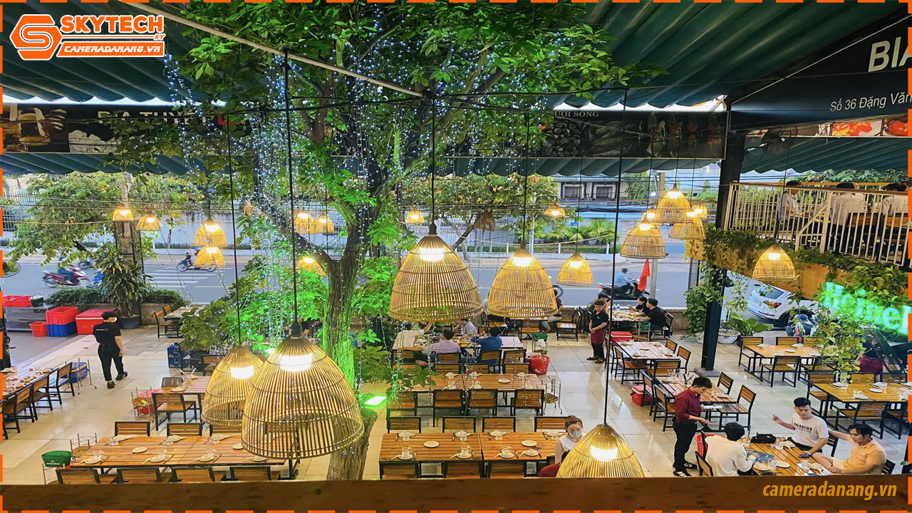 camera-wifi-yoosee-ngoai-troi-xoay-360-fnkvision-d36-2