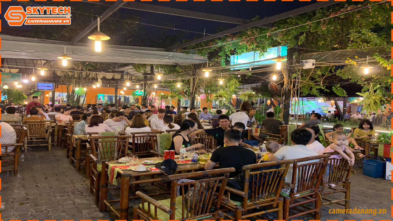 camera-wifi-yoosee-ngoai-troi-xoay-360-ys2036-2