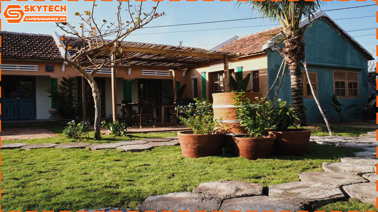 camera-ip-hikvision-quay-quet-ngoai-troi-ds-2de4225iw-de-2