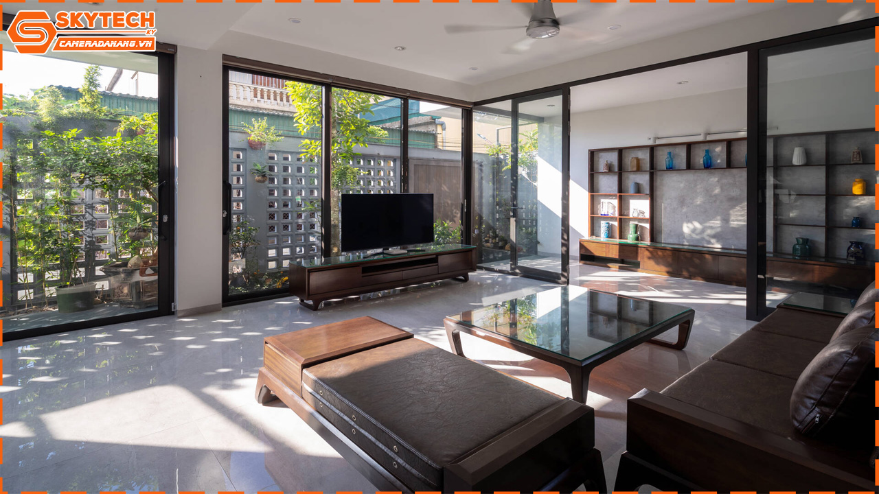 camera-ip-hikvision-trong-nha-xoay-ds-2de4a425iw-de-2