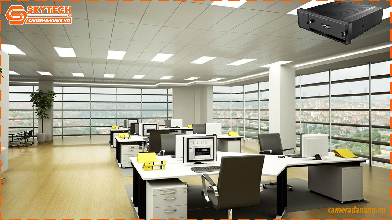 dau-ghi-hinh-ip-chuyen-dung-4-kenh-cho-o-to-dahua-dhi-mnvr8104-i-2