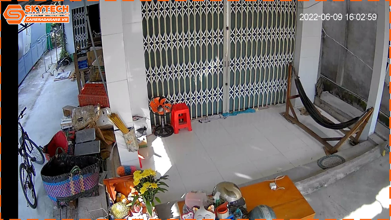 camera-ip-j-tech-ngoai-troi-uai8205c-3mp-human-detect-face-id-smart-led-2