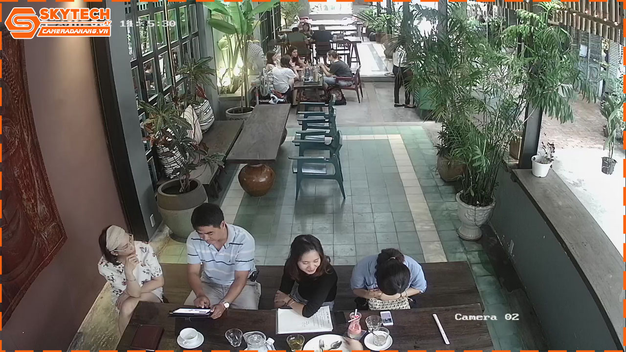 camera-ip-j-tech-ngoai-troi-uaip5723c-3mp-human-detect-face-id-poe-smart-led-2