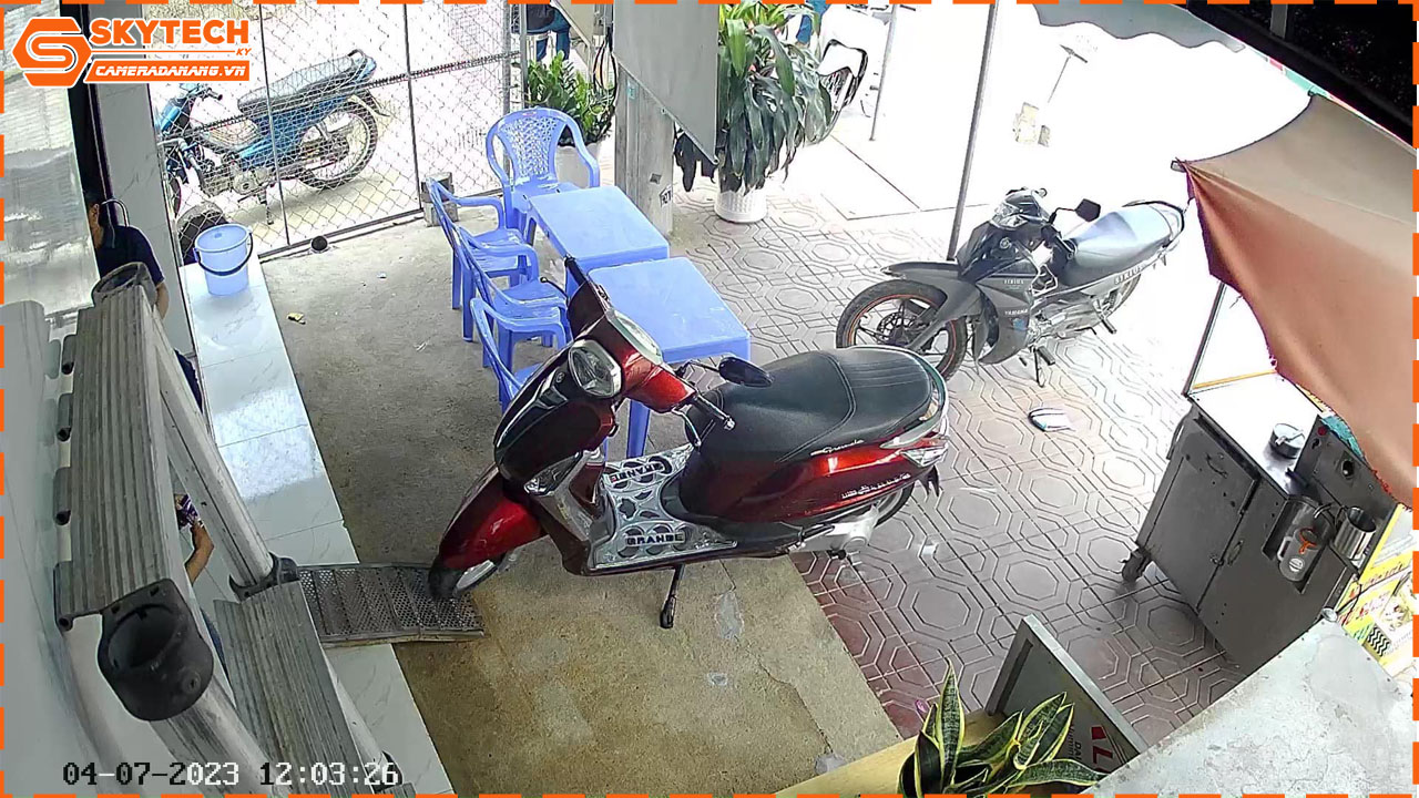 camera-ip-j-tech-ngoai-troi-uhd5703cl-3mp-human-detect-face-id-full-color-2