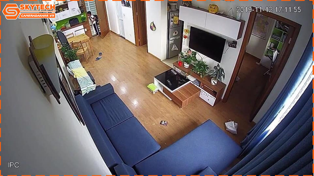 camera-ip-j-tech-uai5282c-3mp-human-detect-face-id-smart-led-2