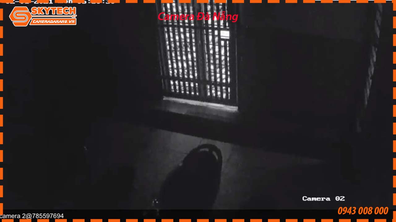 camera-bi-den-vao-buoi-toi-hoac-khi-bi-thieu-anh