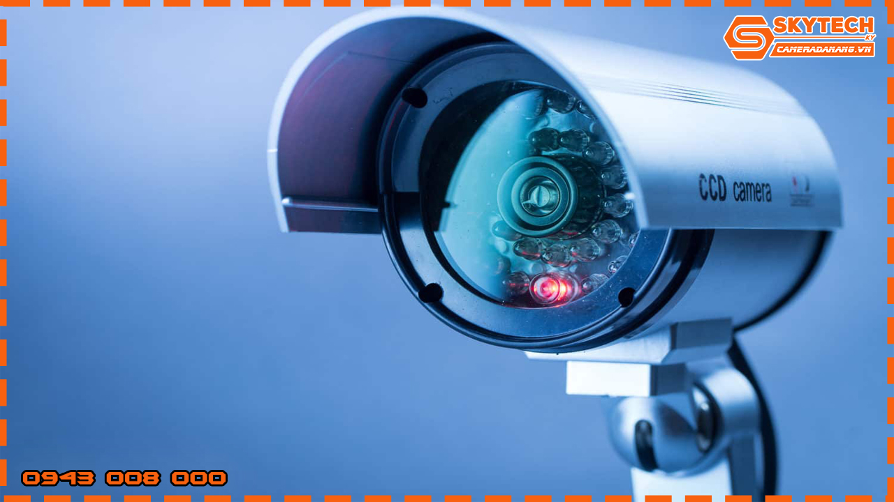 lap-dat-camera-tai-duong-le-chan