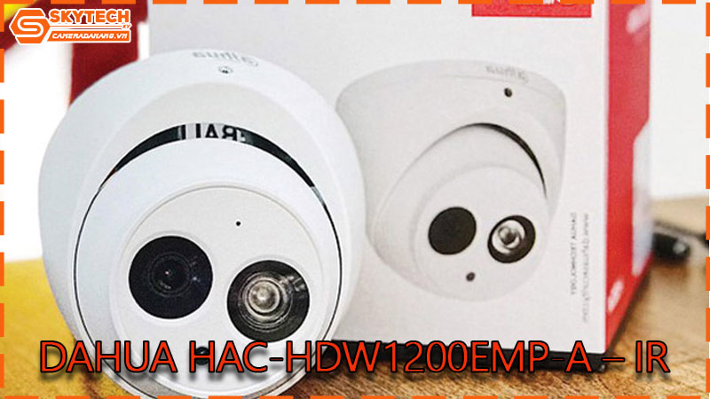top-9-camera-ket-hop-den-hong-ngoai-tinh-te-9