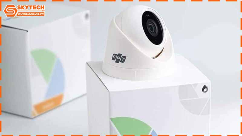 camera-fpt-bi-treo-ung-dung-khi-xem-camera