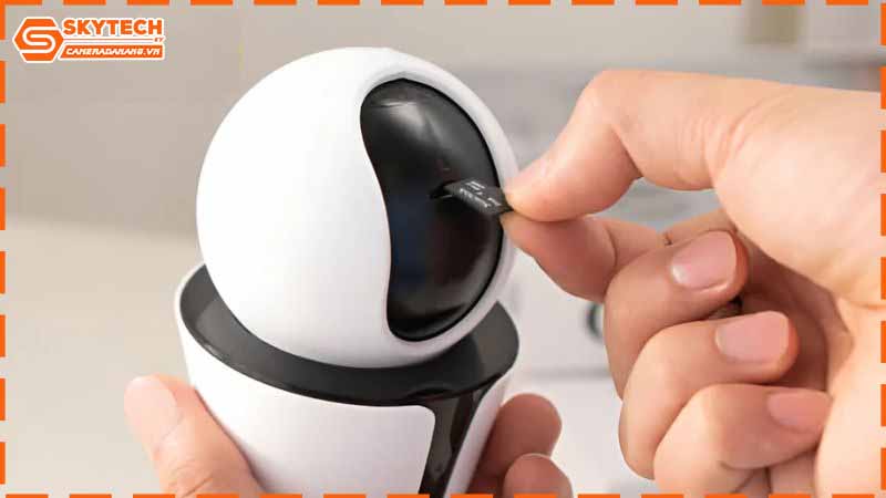 camera-fpt-khong-nhan-the-nho-sau-khi-gan