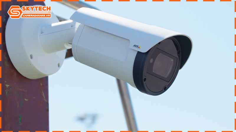 top-10-camera-ngoai-troi-cho-biet-thu-sang-trong-3