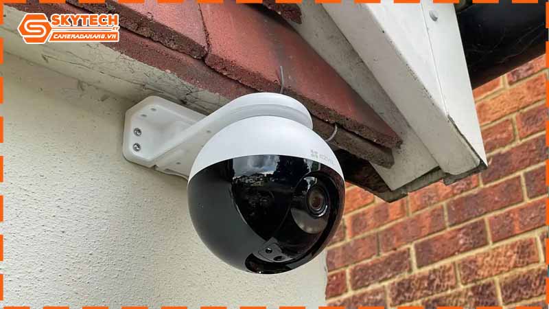 top-10-camera-tich-hop-bao-dong-gui-ve-chu-nha