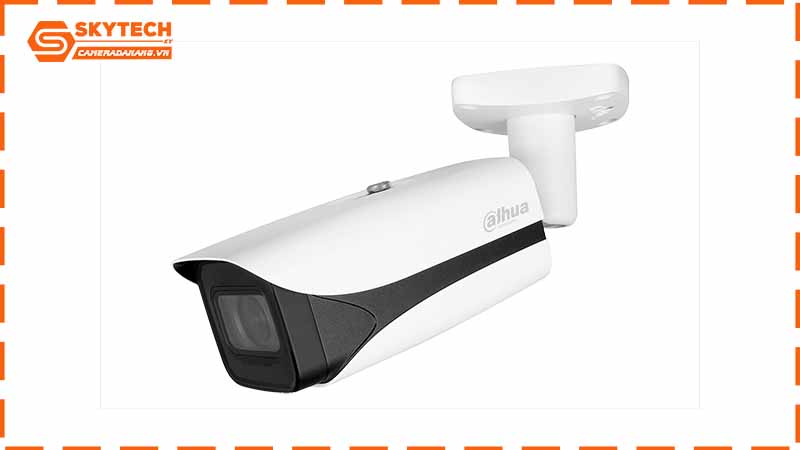 top-5-camera-giup-bao-ve-cong-vao-villa-2